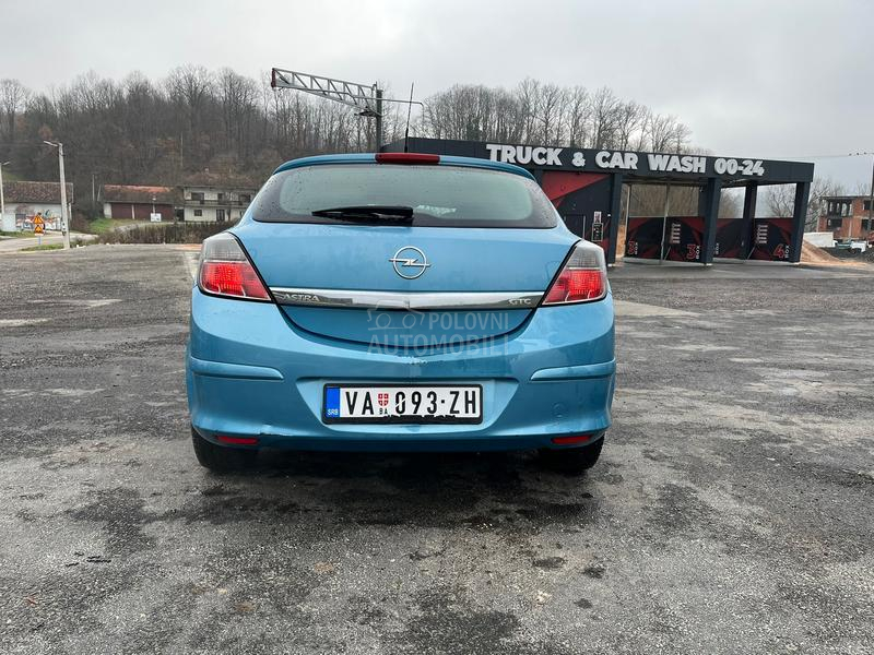 Opel Astra H 