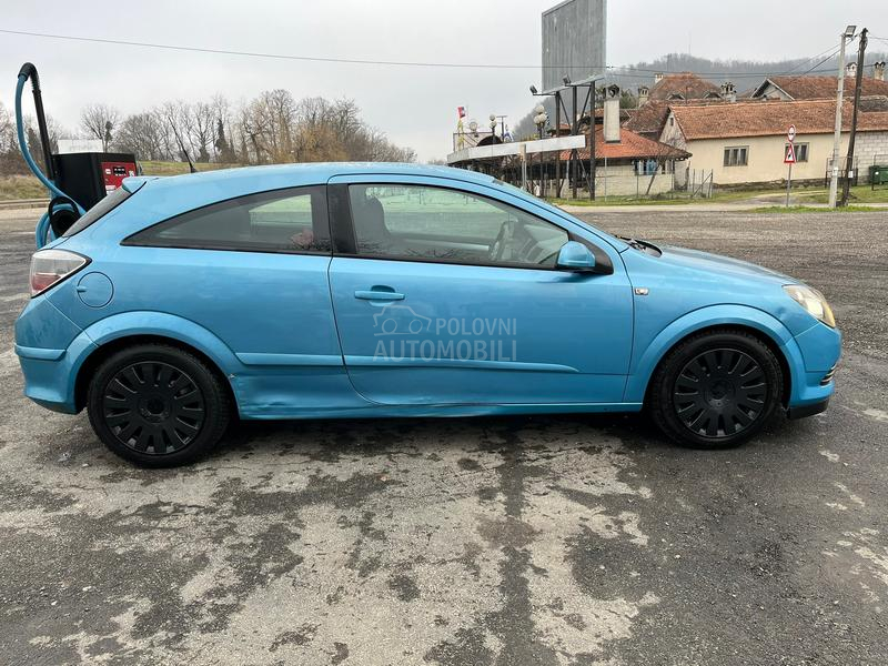Opel Astra H 