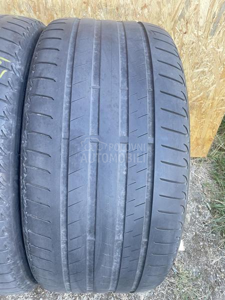 Bridgestone 275/35 R21 Letnja