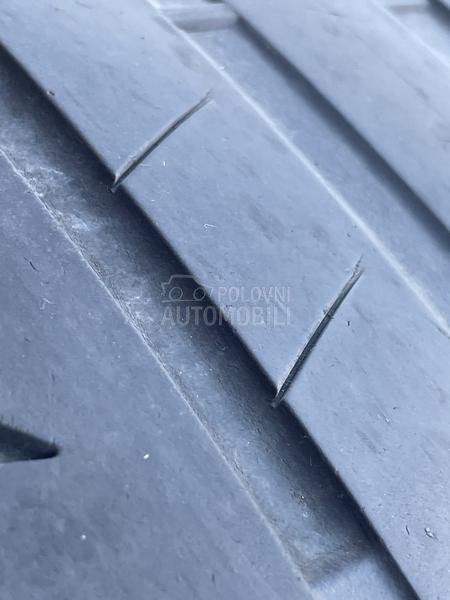 Bridgestone 275/35 R21 Letnja