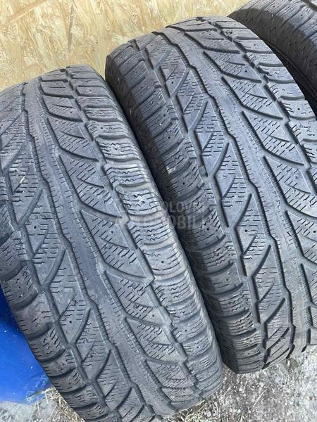 Cooper 245/70 R16 Zimska