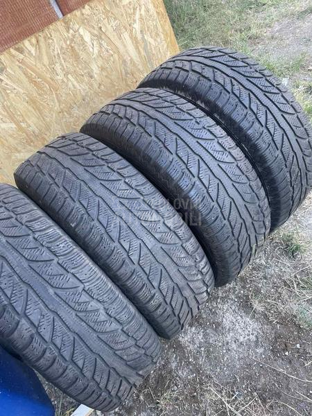 Cooper 245/70 R16 Zimska