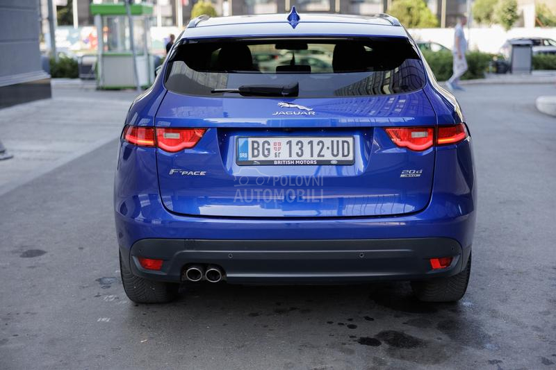 Jaguar F pace 