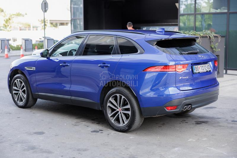 Jaguar F pace 
