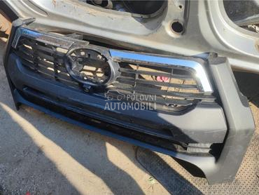 Maska za Toyota Hilux