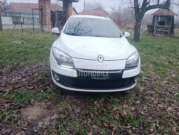 Renault Megane matik 2013. god. -  kompletan auto u delovima