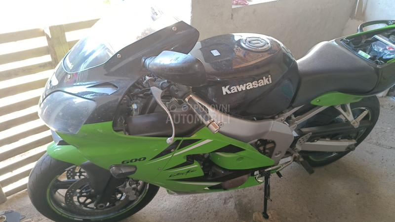 Kawasaki Zzr600r