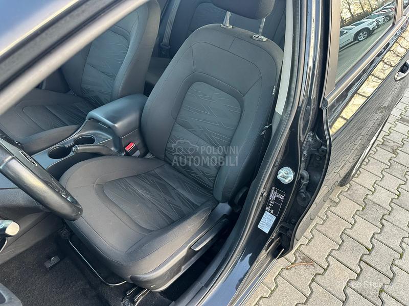 Kia cee`d sw 1.6 GDI