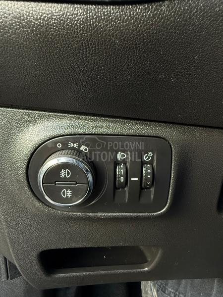 Opel Corsa E 1.3CDTI/NAVY/F-ULL