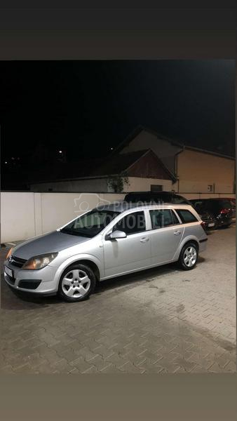 Opel Astra H 