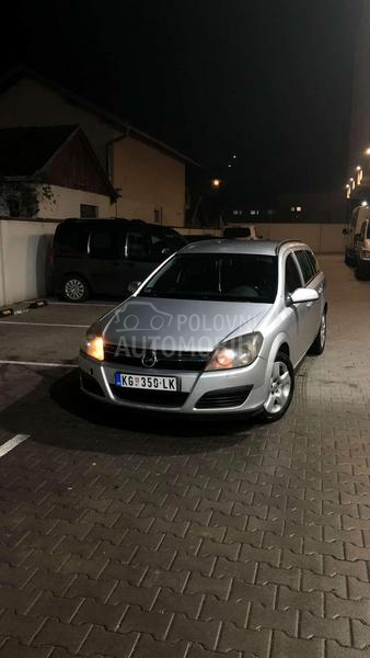 Opel Astra H 