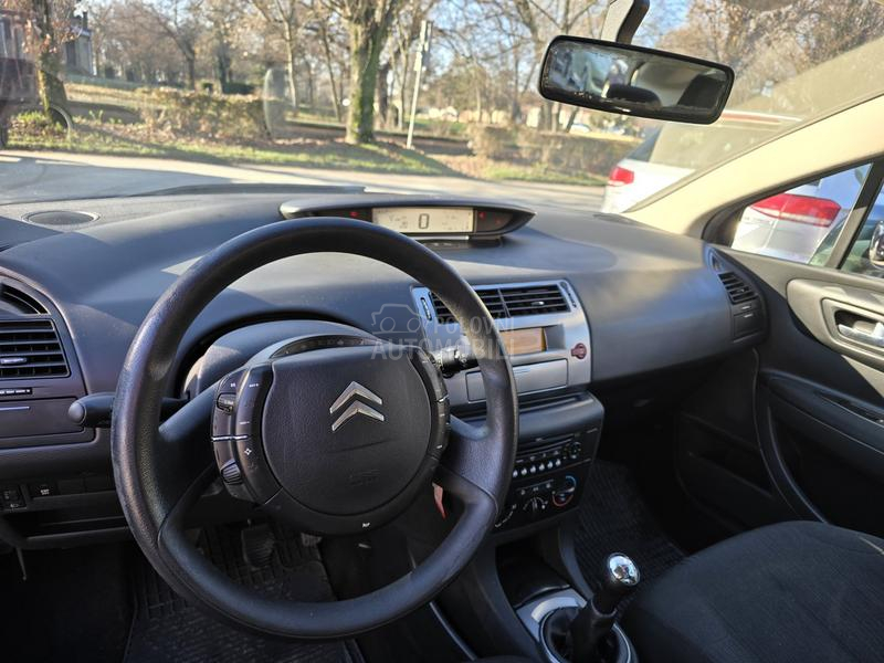 Citroen C4 