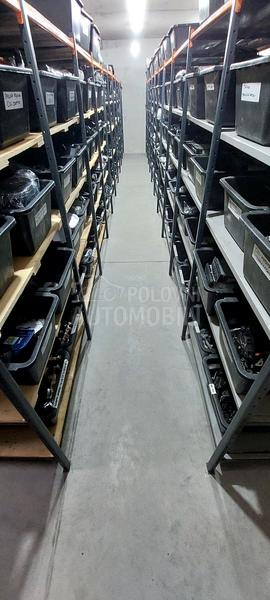 Renault Megane 2016. god. -  kompletan auto u delovima