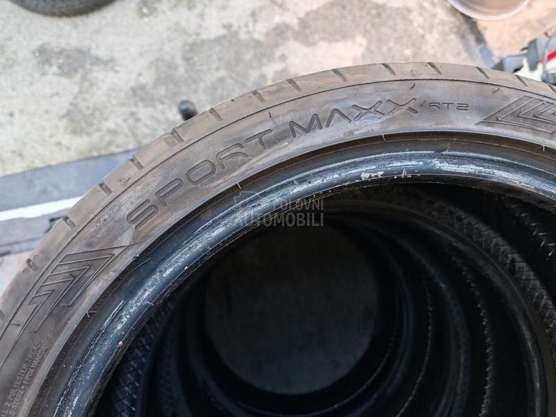 Dunlop 225/40 R18 Letnja