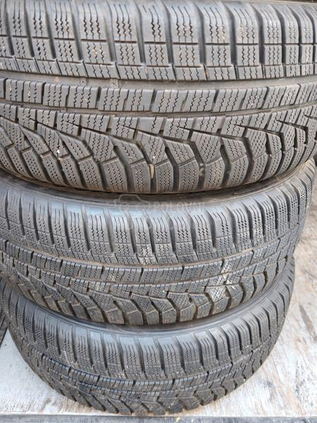 Hankook 215/60 R16 Zimska