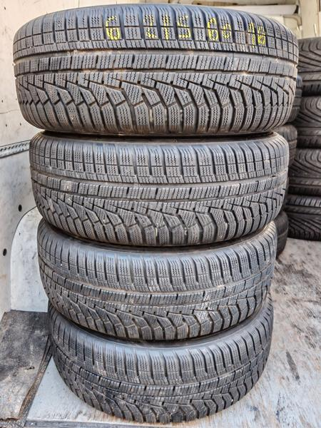Hankook 215/60 R16 Zimska