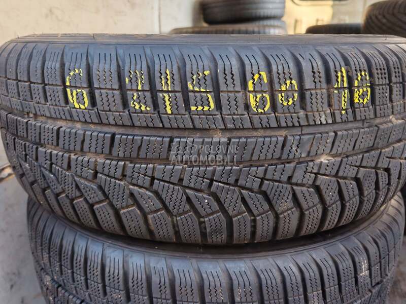 Hankook 215/60 R16 Zimska