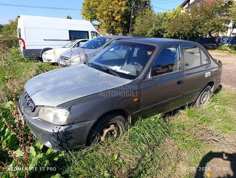 Hyundai Accent 
