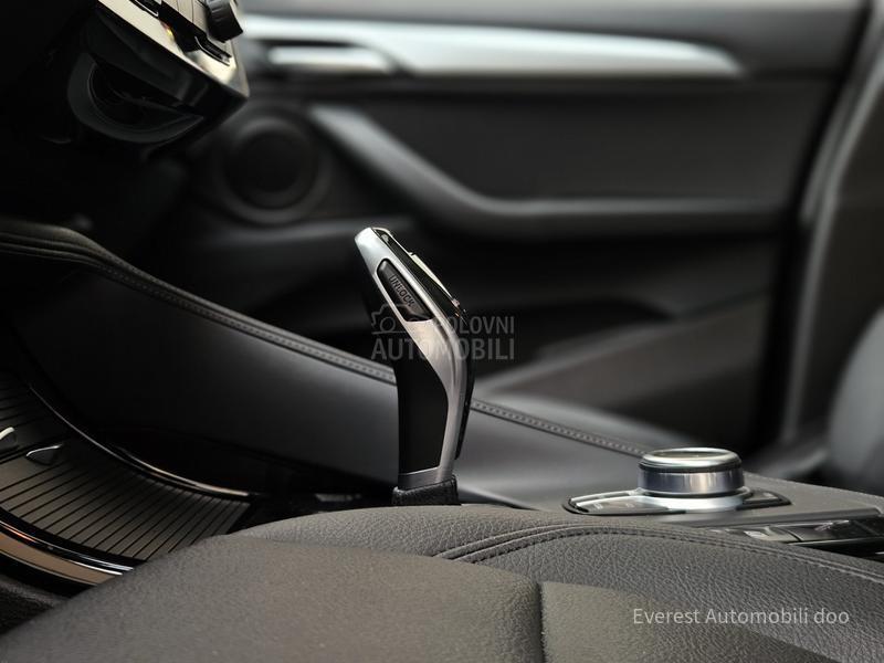 BMW X2 2.0D/PANO/MATRIX