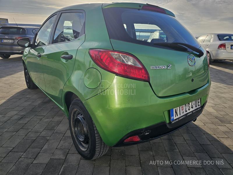 Mazda 2 