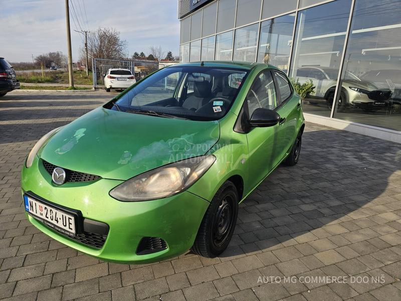 Mazda 2 