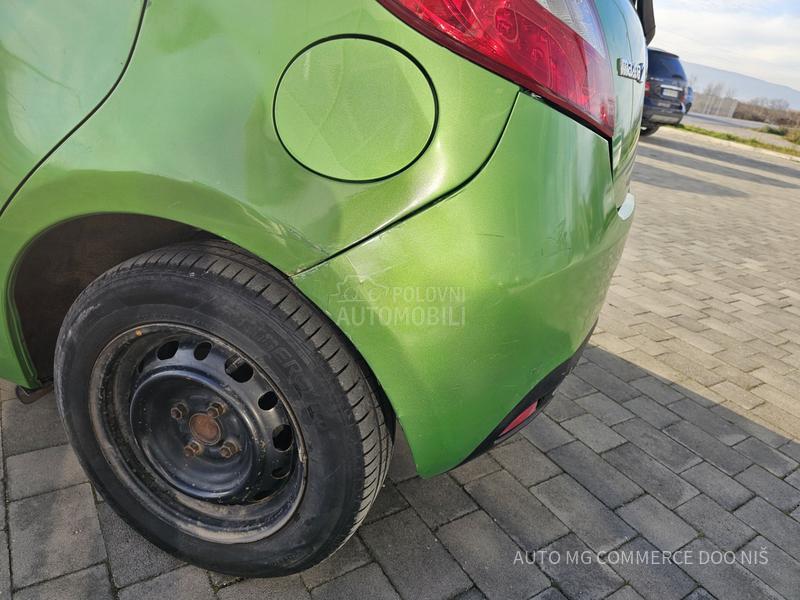Mazda 2 
