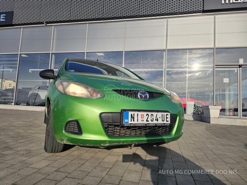 Mazda 2 