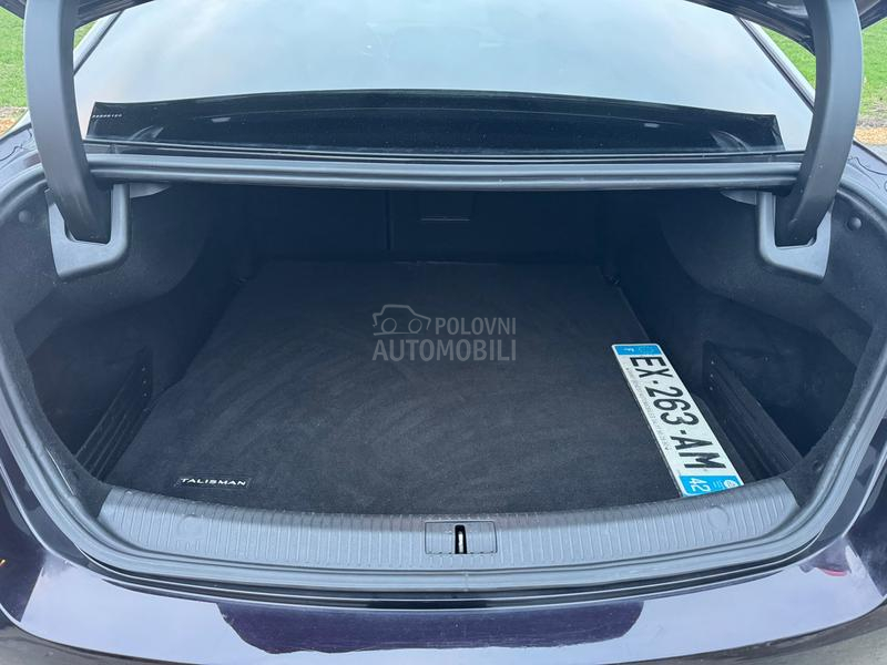 Renault Talisman PARIS INITIALE