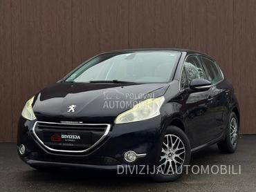 Peugeot 208 Nav/Senzori/Alu/Led