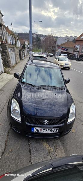 Suzuki Swift 