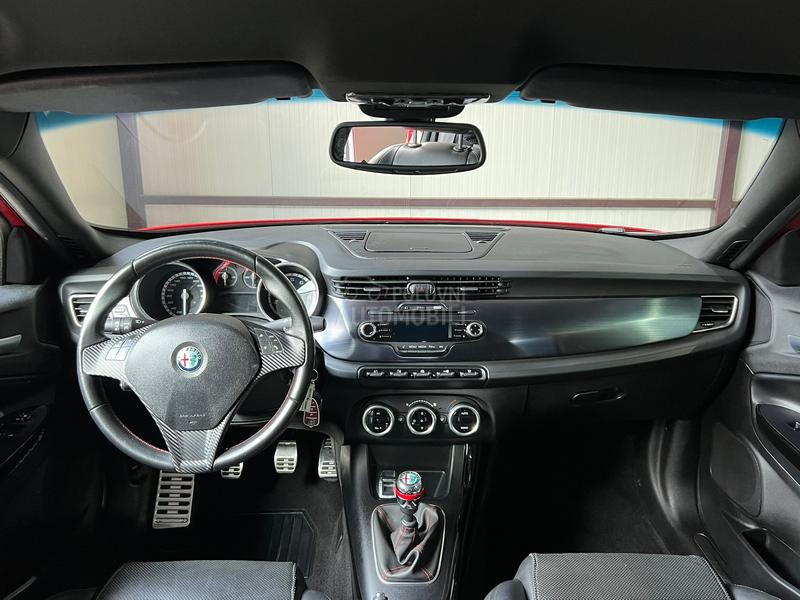 Alfa Romeo Giulietta 