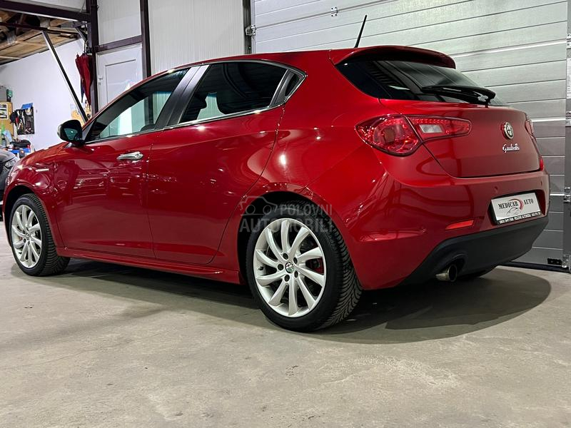 Alfa Romeo Giulietta 