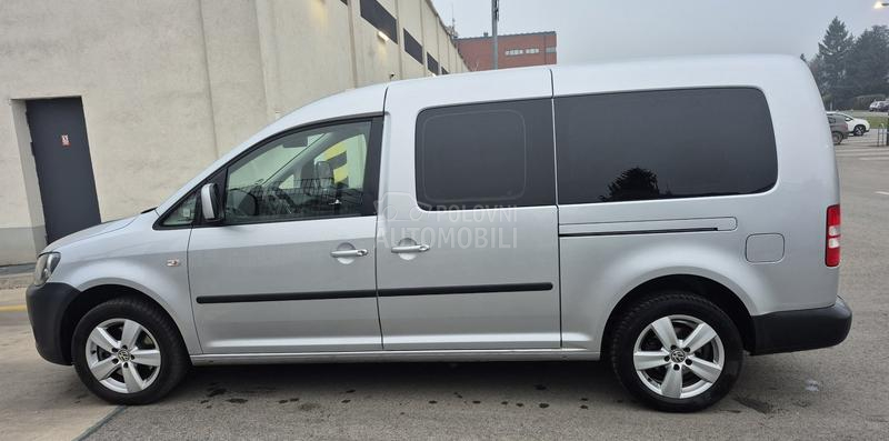 Volkswagen Caddy Prilagođen invalid.