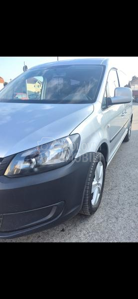 Volkswagen Caddy Prilagođen invalid.