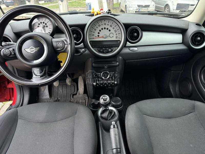 MINI Cooper 
