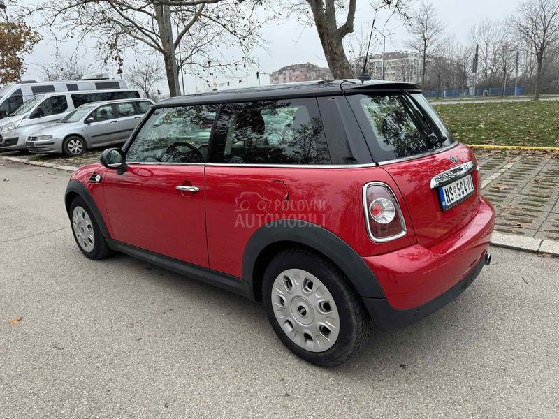 MINI Cooper 