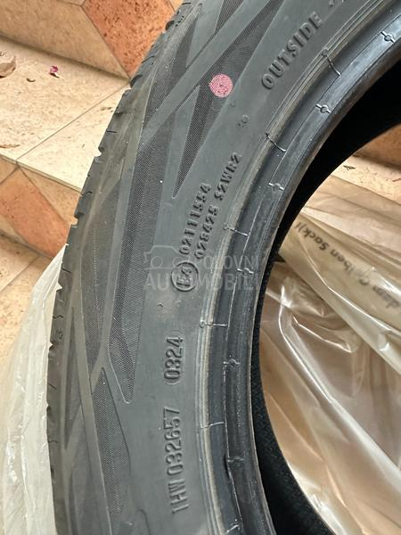 Continental 215/55 R17 Letnja