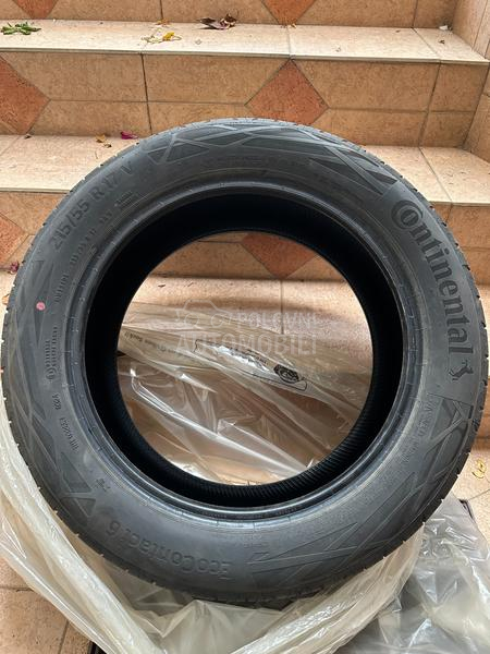 Continental 215/55 R17 Letnja