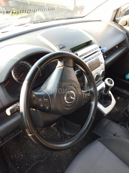 Mazda 5 