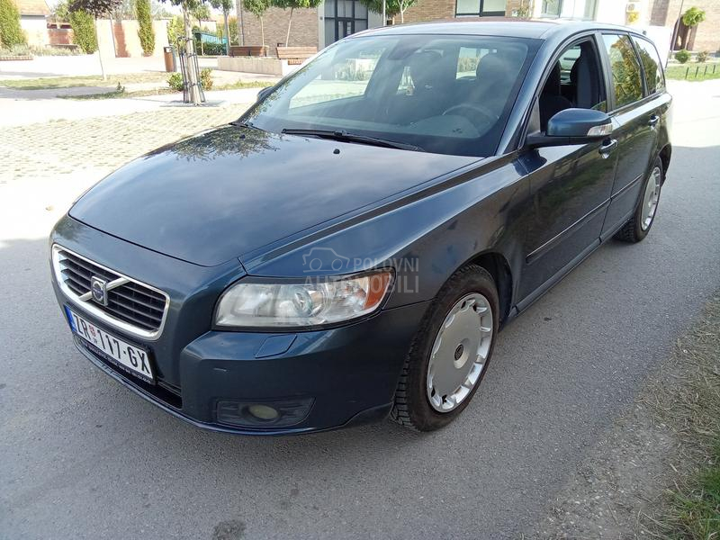 Volvo V50 2.0