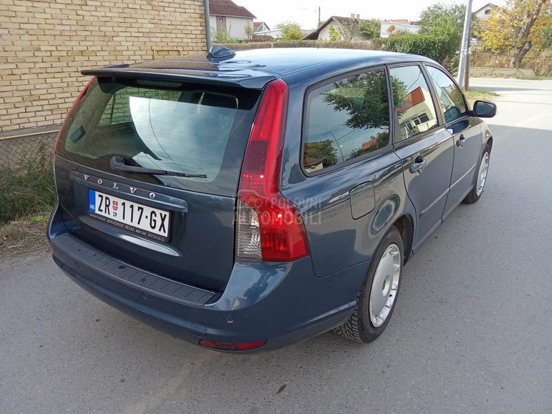 Volvo V50 2.0