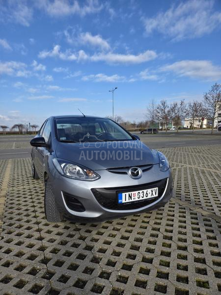 Mazda 2 