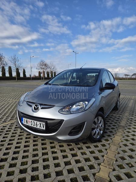 Mazda 2 