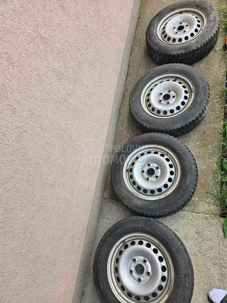 Pirelli 195/65 R15 Zimska