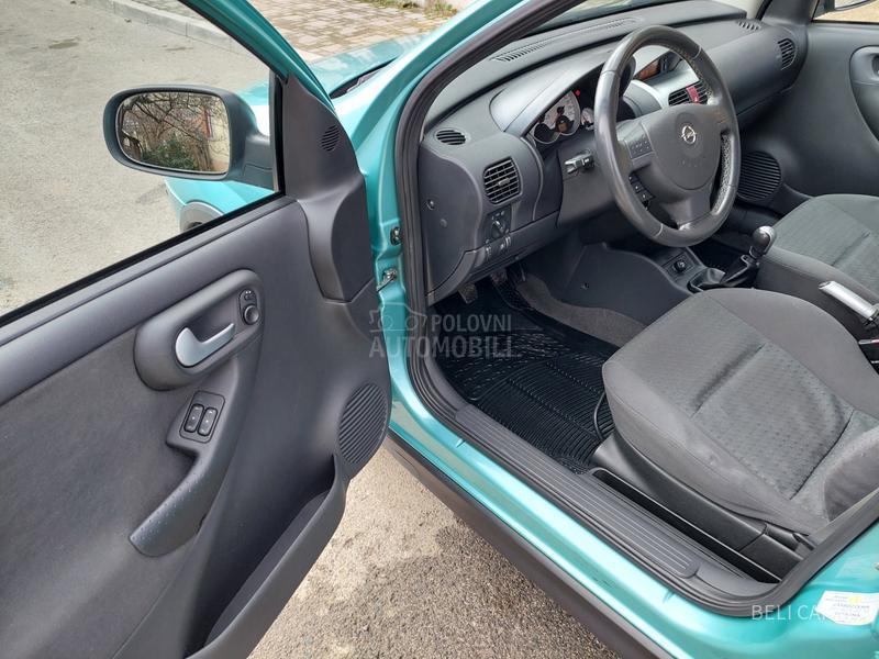 Opel Corsa C REZERVISAN