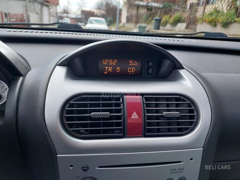 Opel Corsa C REZERVISAN