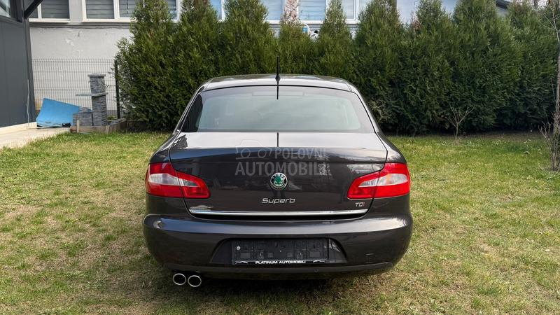 Škoda Superb 2.0TDI/V.SER/SALON