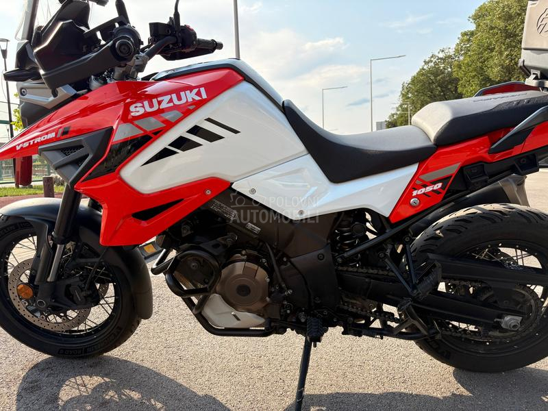 Suzuki V Strom 1050 XT