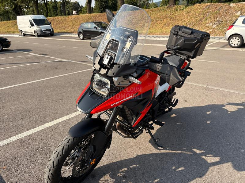 Suzuki V Strom 1050 XT