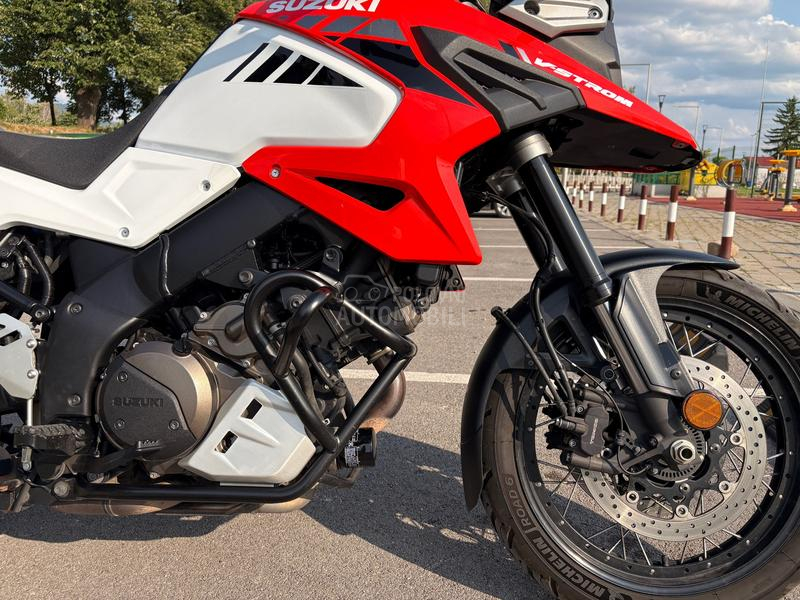 Suzuki V Strom 1050 XT